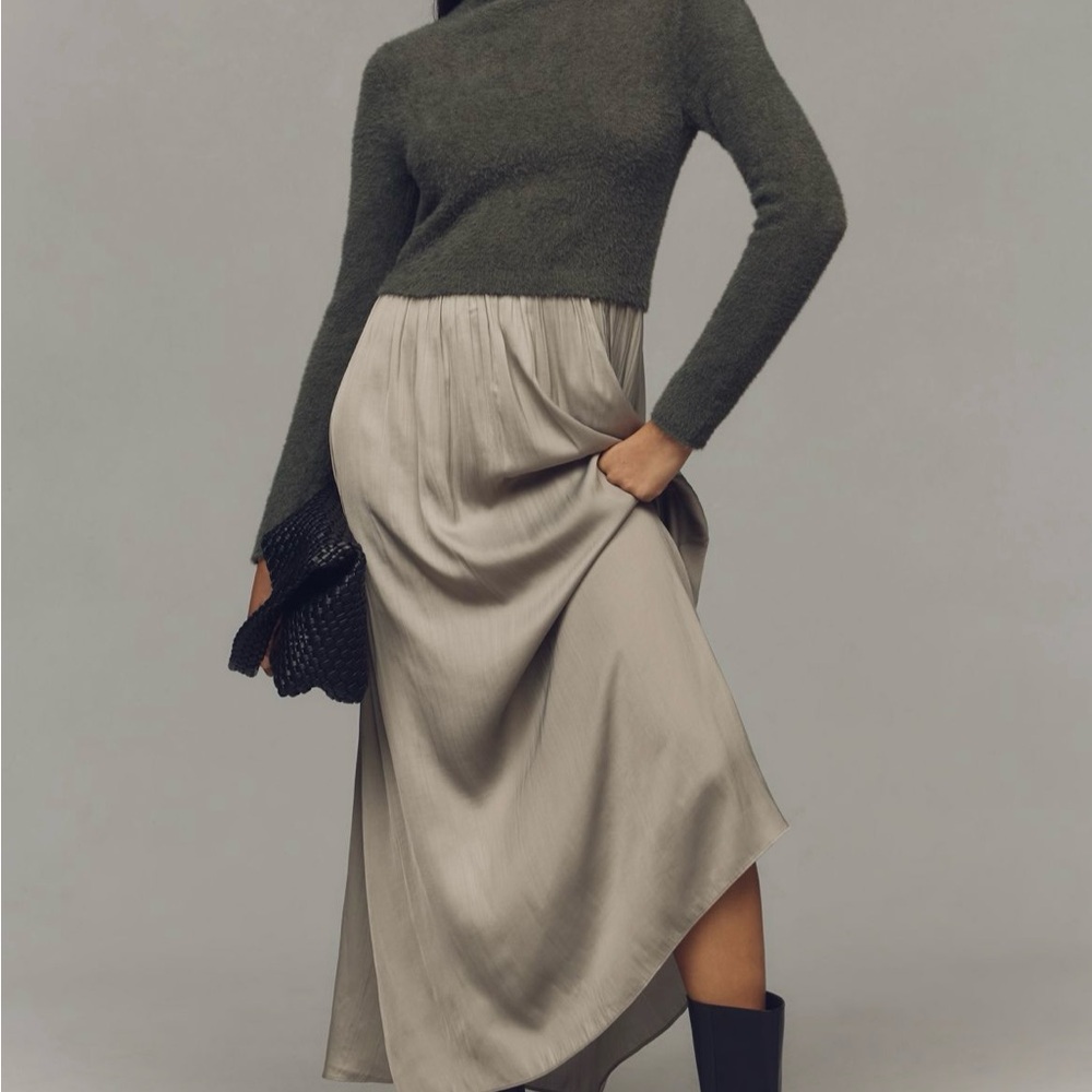 Thea eyelash long sleep dress